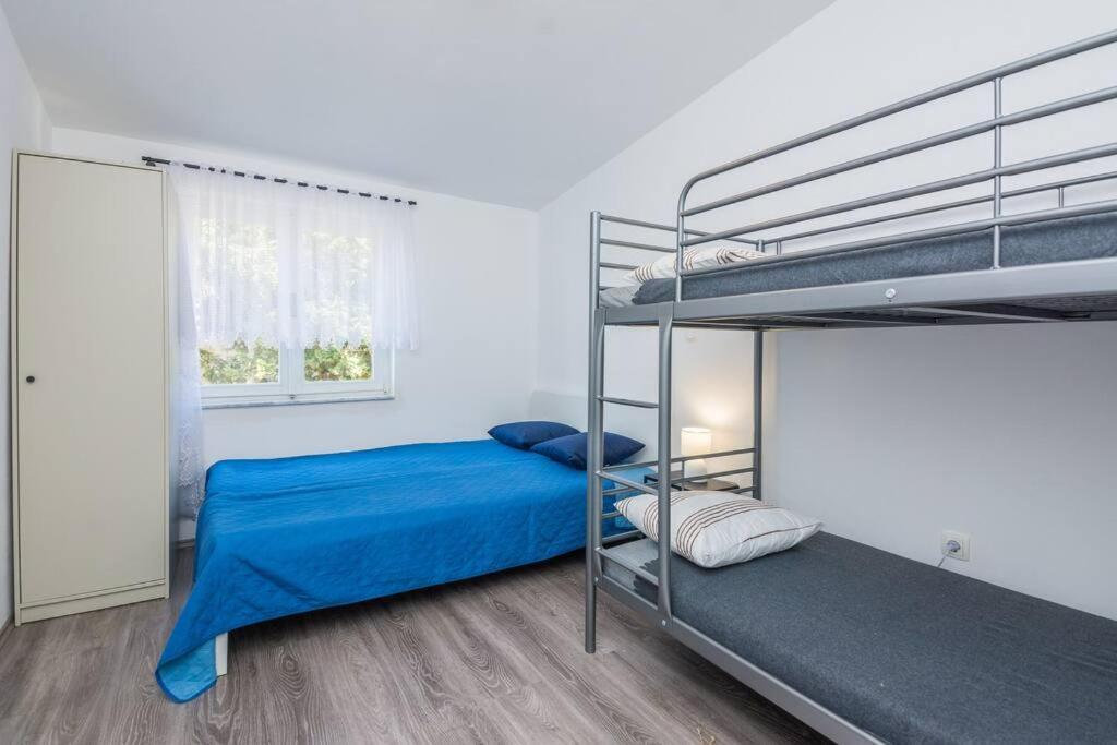 Family Patio Vir Apartment ภายนอก รูปภาพ